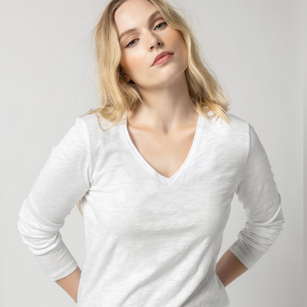 Lilla P - Women's Rib Slub Long Sleeve V-neck Top